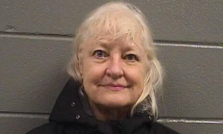 Se trata de Marilyn Hartman, una señora de 69 años que nunca llevaba pasajes ni pasaportes al subirse al avión. &nbsp;