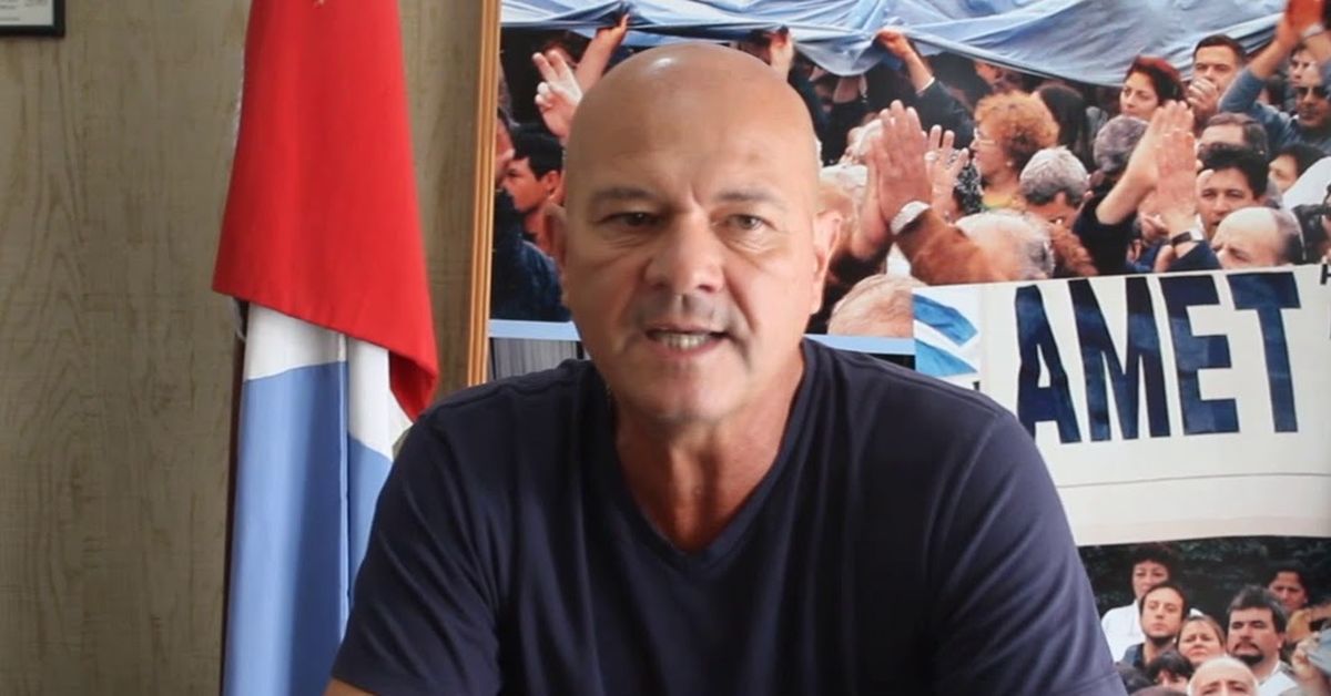 El secretario General de AMET, Ernesto Cepeda fue contundente y explicó que “dejar de lado el artículo 52, que es el artículo de financiamiento de la ley técnico profesional, es herirnos de muerte a la educación técnica El secretario General de AMET, Ernesto Cepeda fue contundente y explicó que “dejar de lado el artículo 52, que es el artículo de financiamiento de la ley técnico profesional, es herirnos de muerte a la educación técnica
