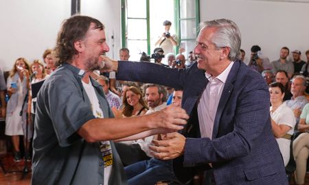 La rúbrica del acta compromiso fue en el Cabildo de Luján, en el marco de las celebraciones por los 10 años de pontificado del Papa Francisco. La rúbrica del acta compromiso fue en el Cabildo de Luján, en el marco de las celebraciones por los 10 años de pontificado del Papa Francisco.