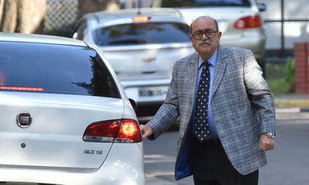 Jorge Di Lello fiscal federal penal, falleció este sábado. Se trata del primer fiscal que investigó e imputó a Mauricio Macri en el 2017. Jorge Di Lello fiscal federal penal, falleció este sábado. Se trata del primer fiscal que investigó e imputó a Mauricio Macri en el 2017.