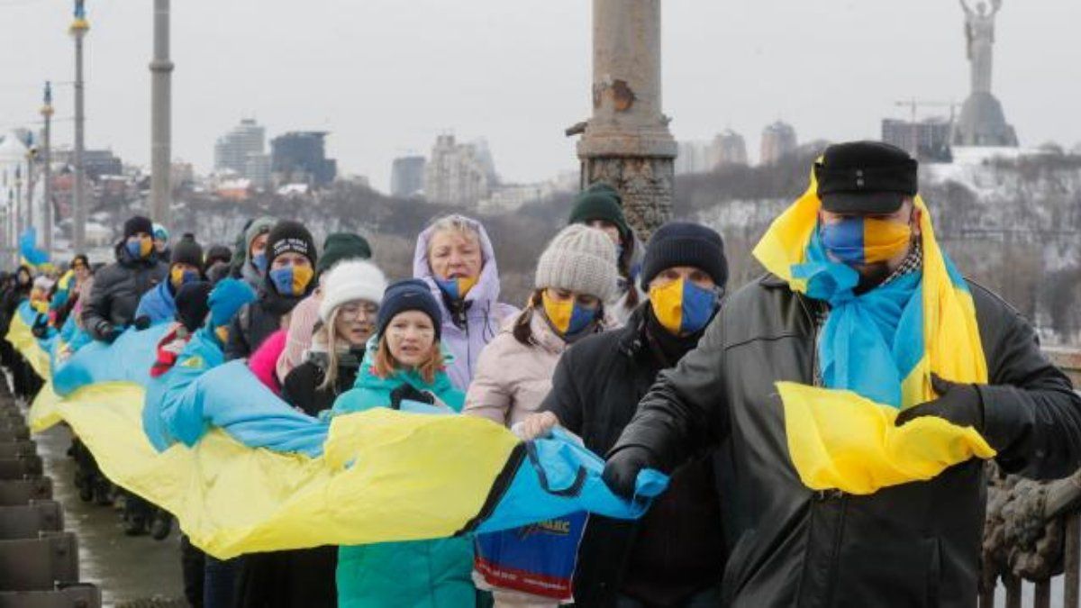 Un turista argentino contó por AIRE cómo viven los ciudadanos de Ucrania una posible invasión rusa.