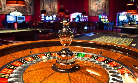 El sospechoso, un hombre oriundo de La Rioja, fue arrestado en un casino de Rosario mientras realizaba apuestas. El sospechoso, un hombre oriundo de La Rioja, fue arrestado en un casino de Rosario mientras realizaba apuestas.