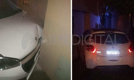 Chocó el frente de una casa en el barrio Sargento Cabral Chocó el frente de una casa en el barrio Sargento Cabral