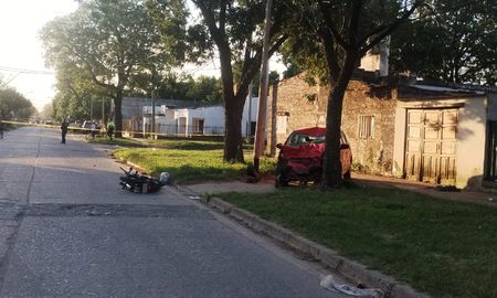 El siniestro ocurrió durante la tarde del viernes, en inmediaciones de J.J. Paso y Sarmiento, Santo Tomé. El siniestro ocurrió durante la tarde del viernes, en inmediaciones de J.J. Paso y Sarmiento, Santo Tomé.