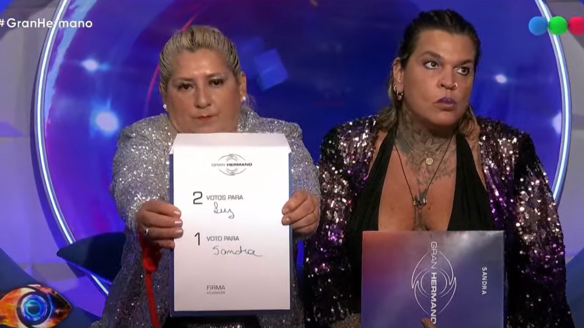 Petrona traicionó a Sandra.