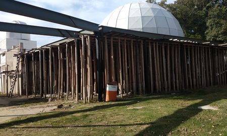 El planetario por ahora sólo tiene la cúpula. El planetario por ahora sólo tiene la cúpula.
