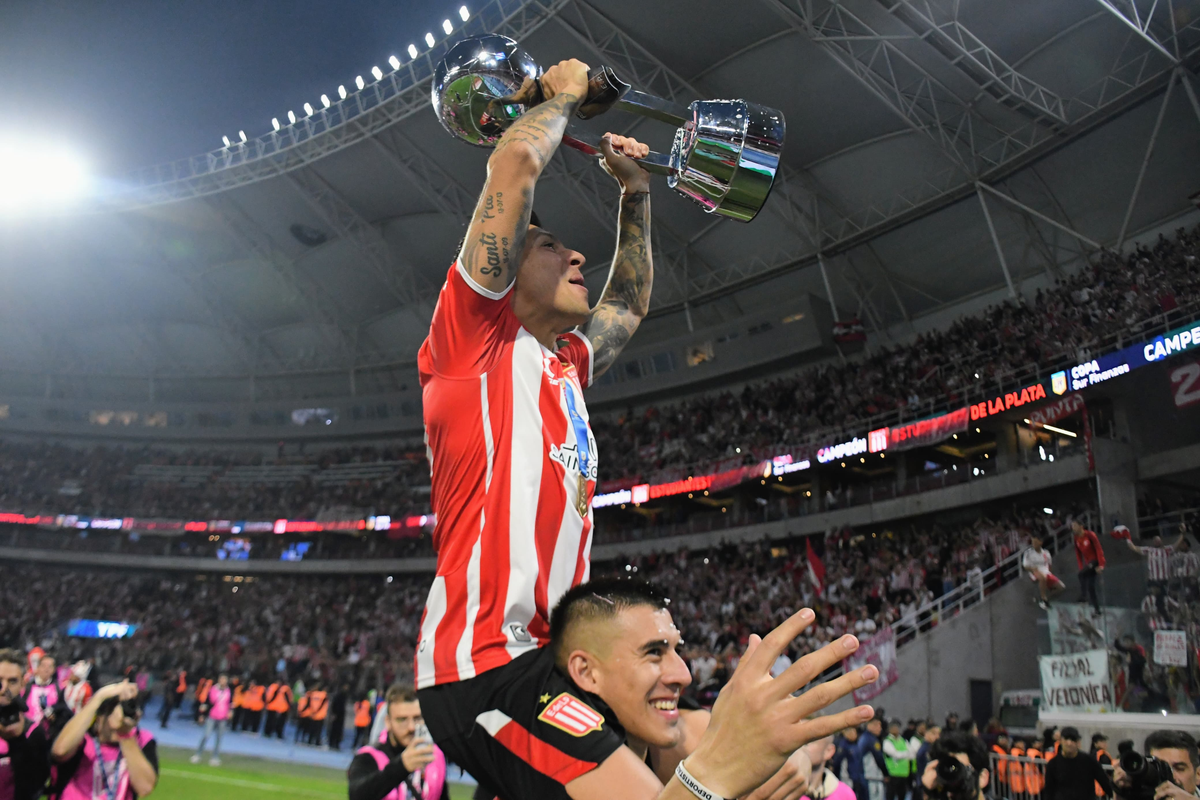 Estudiantes se consagró campeón de la Copa de la Liga 2024. Estudiantes se consagró campeón de la Copa de la Liga 2024.