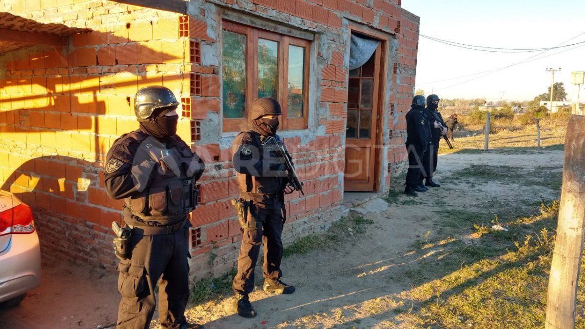 Allanaron viviendas en la manzana 1 de Alto Verde en Santa Fe.&nbsp;