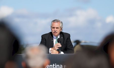 El presidente Alberto Fernández afirmó este miércoles que las últimas medidas del gobierno nacional “son un plan justicia”, al inaugurar en la provincia de Catamarca. El presidente Alberto Fernández afirmó este miércoles que las últimas medidas del gobierno nacional “son un plan justicia”, al inaugurar en la provincia de Catamarca.