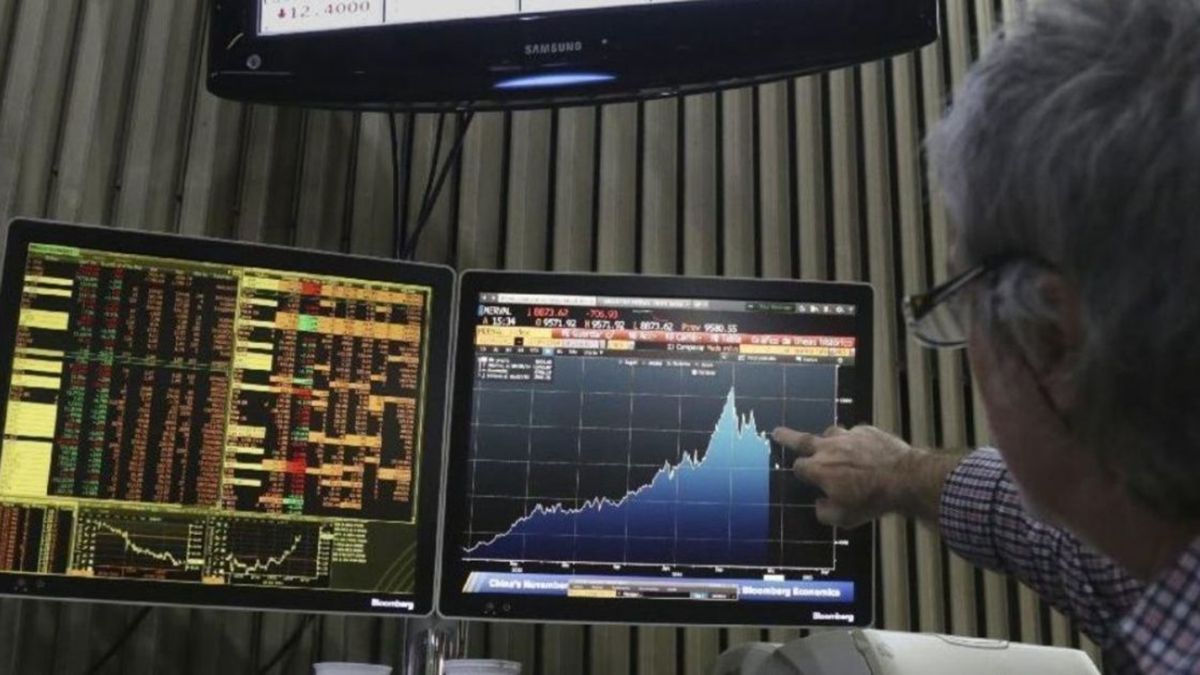 Wall Street ya operaba con fuertes ganancias después de que se confirmara que el demócrata Joe Biden obtuvo más votos que Donald Trump en las elecciones.