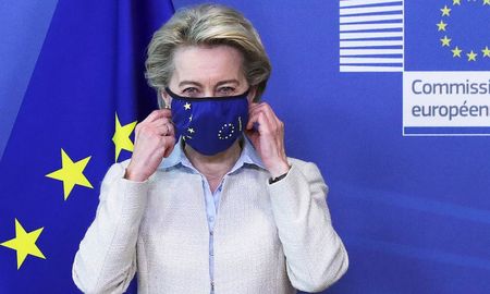 “La UE está lista para conversar sobre cualquier propuesta que responda a la crisis de forma efectiva y pragmática, dijo la presidenta de la Comisión Europea, Ursula von der Leyen. “La UE está lista para conversar sobre cualquier propuesta que responda a la crisis de forma efectiva y pragmática, dijo la presidenta de la Comisión Europea, Ursula von der Leyen.