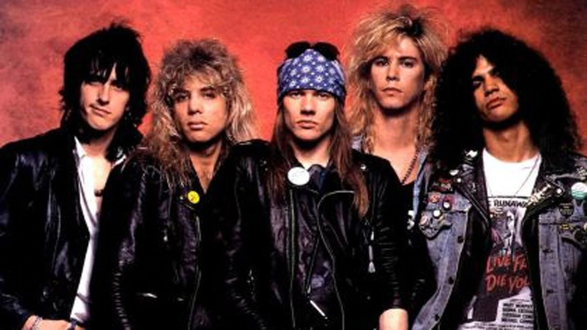 Guns N’ Roses publica los álbumes Use Your Illusion I y II,
