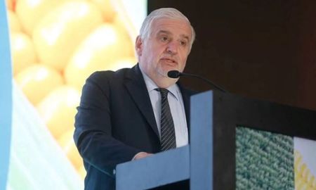 Agricultura: el Gobierno ha tomado la decisión de reemplazar a dos hombres Agricultura: el Gobierno ha tomado la decisión de reemplazar a dos hombres