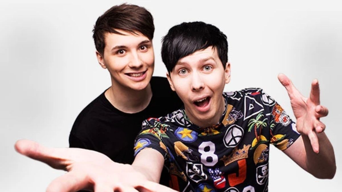 Los conocidos youtubers Dan y Phil confirmaron que están en una relación romántica desde 2009. Los conocidos youtubers Dan y Phil confirmaron que están en una relación romántica desde 2009.