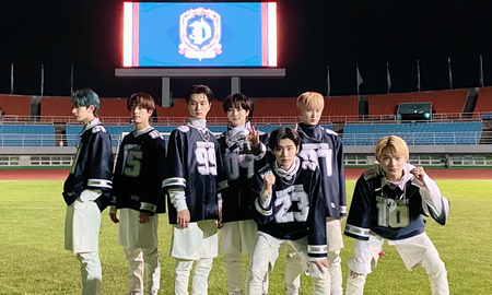 El grupo de Kpop, ENHYPEN, hizo su primera aparición en la televisión estadounidense con Tamed-Dashed. El grupo de Kpop, ENHYPEN, hizo su primera aparición en la televisión estadounidense con Tamed-Dashed.