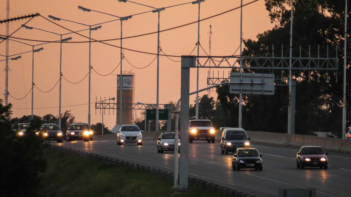 Diez días de plazo y sin respuestas: la Circunvalación de Rosario sigue a oscuras.