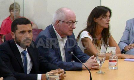 El financista Gustavo Shanahan (centro) fue condenado a siete años de prisión por narcotráfico. El financista Gustavo Shanahan (centro) fue condenado a siete años de prisión por narcotráfico.