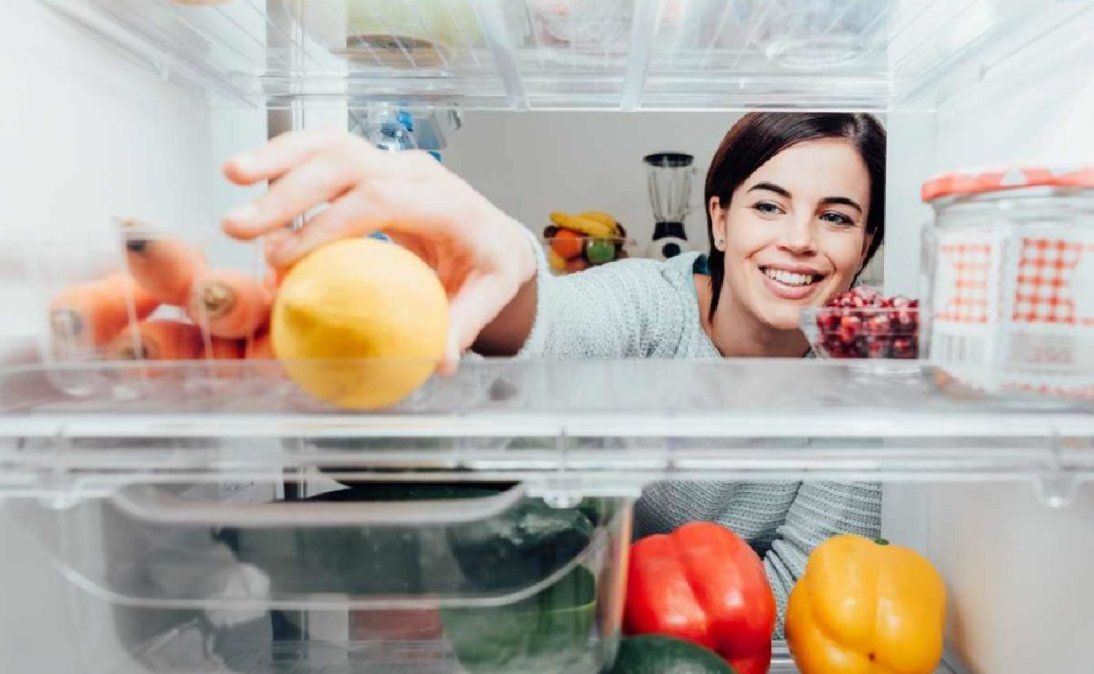 El mejor truco para aguantar el limón en la heladera en buen estado