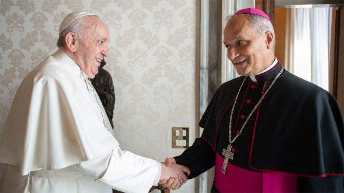 Robert Prévost, en su rol de cardenal, con el Papa Francisco. Robert Prévost, en su rol de cardenal, con el Papa Francisco.