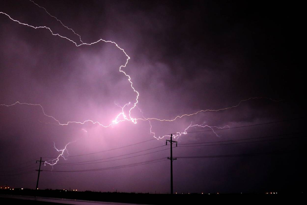 Cuáles son los riesgos de bañarse durante una tormenta eléctrica