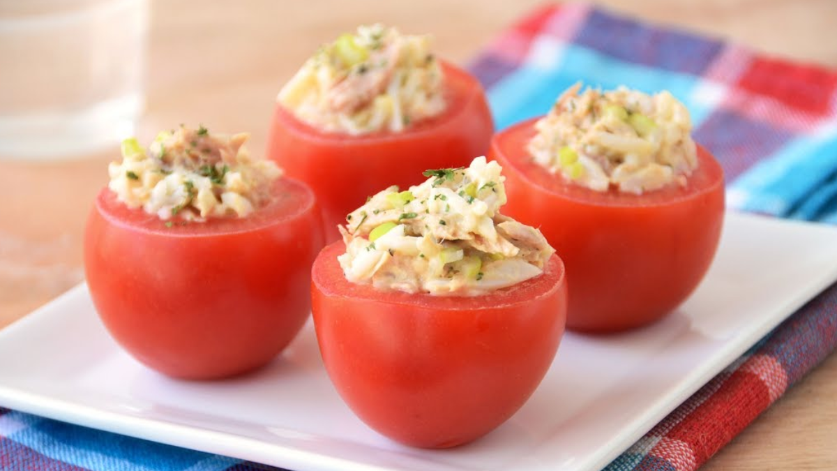 Tomates de arroz y pollo en 3 pasos: la receta perfecta para el verano