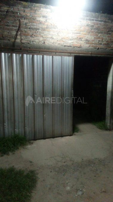 Esta madrugada ingresaron los delincuentes a la cochera ubicada en Pasaje Denis al 7000