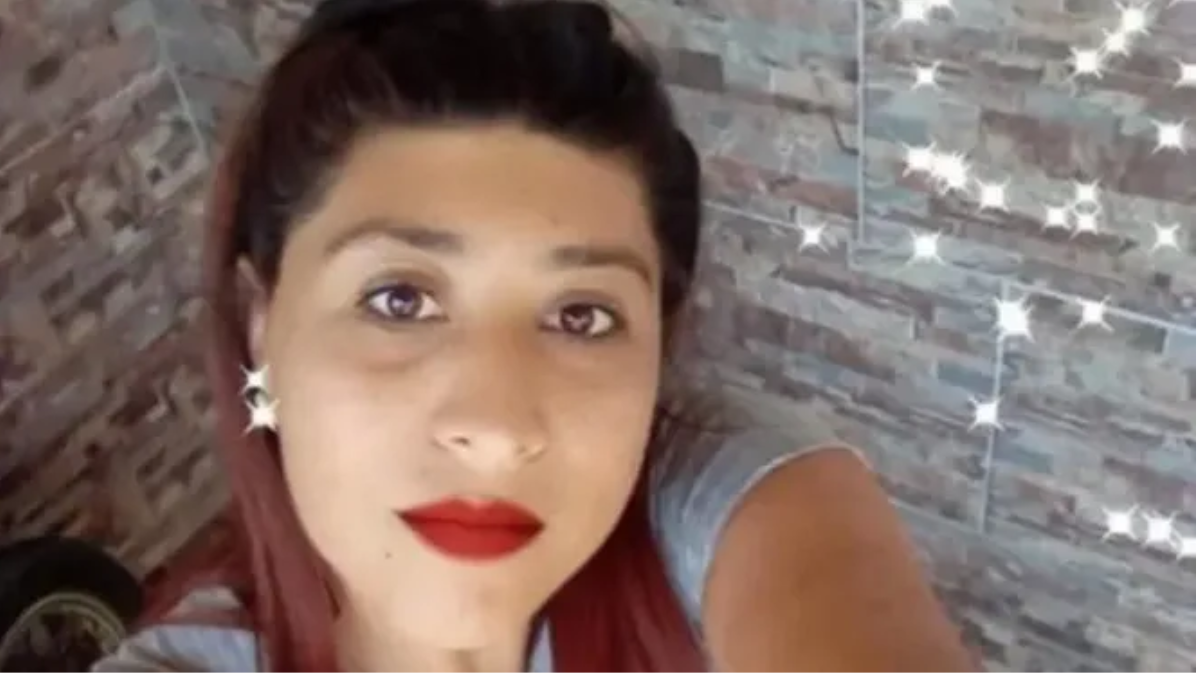 La mujer fue citada por un hombre a través de la red social el viernes pasado.