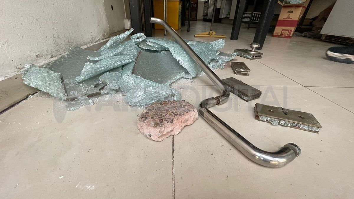 Ciudad de Santa Fe: entraron a un local gastronómico y robaron bolsas con papas