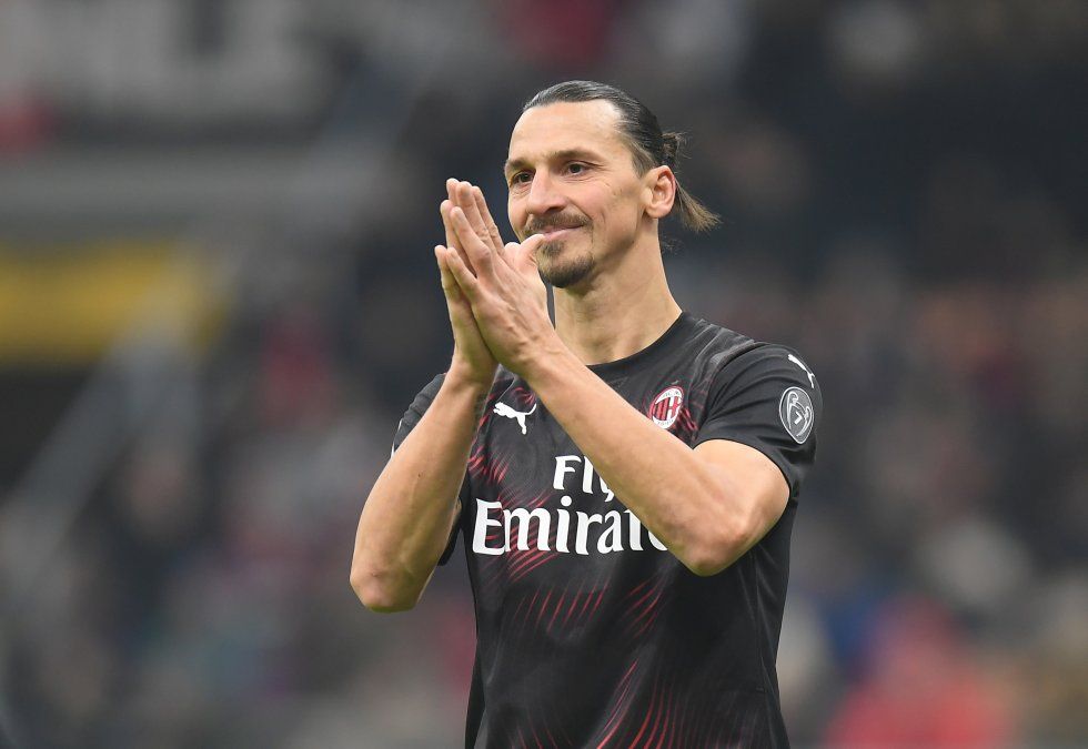 Zlatan jugará en el Milan hasta los 40 años.