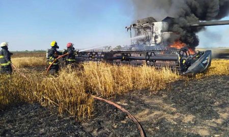 seguidilla de incendios durante la cosecha de trigo en santa fe seguidilla de incendios durante la cosecha de trigo en santa fe