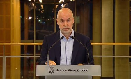 Horacio Rodríguez Larreta se despegó de Bullrich, Macri y el apoyo a Milei. Horacio Rodríguez Larreta se despegó de Bullrich, Macri y el apoyo a Milei.