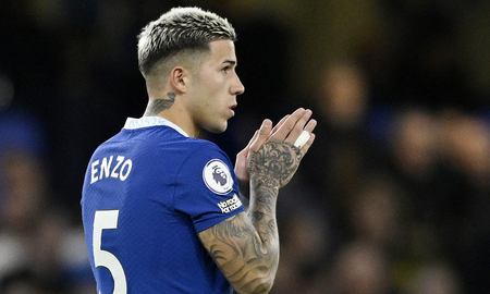 Chelsea está cerca de cerrar un refuerzo que sería un gran socio de Enzo Fernández en mitad de cancha. Chelsea está cerca de cerrar un refuerzo que sería un gran socio de Enzo Fernández en mitad de cancha.