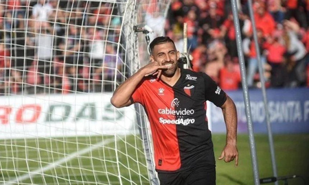 Wanchope Ábila, exdelantero de Colón. Wanchope Ábila, exdelantero de Colón.