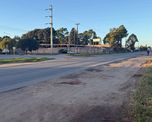 Según trascendió, el peatón caminaba a la vera de la ruta y fue embestido por el motociclista. Según trascendió, el peatón caminaba a la vera de la ruta y fue embestido por el motociclista.