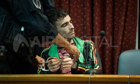 Barrero mató a puñaladas y luego prendió fuego a la militante trans Alejandra Ironici. Barrero mató a puñaladas y luego prendió fuego a la militante trans Alejandra Ironici.
