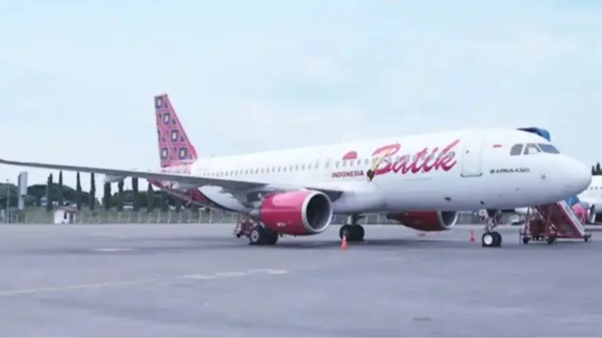 El Ministerio de Transportes indonesio reprendió fuertemente a Batik Air. El Ministerio de Transportes indonesio reprendió fuertemente a Batik Air.