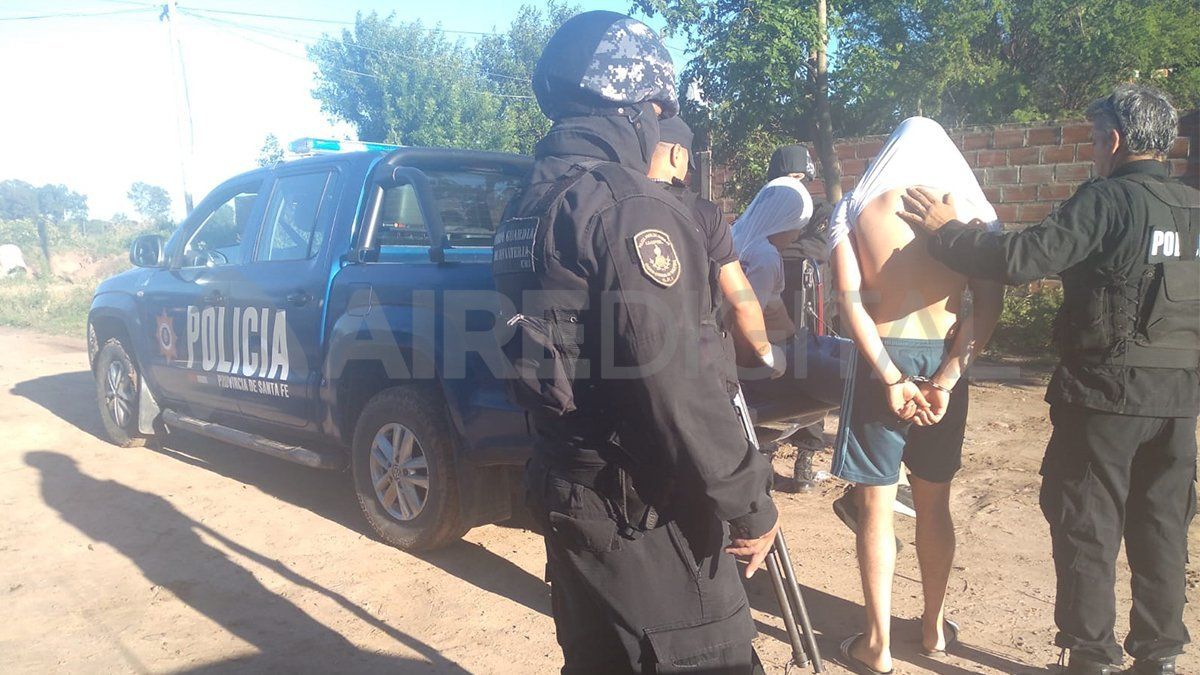 Los dos sospechosos fueron detenidos en una vivienda del barrio Santo Tomás de Aquino
