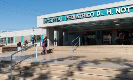 Emma Pilar Olguín, ingresó el lunes a la guardia del hospital Humberto Notti y fue asistida por distintos golpes y lesiones Emma Pilar Olguín, ingresó el lunes a la guardia del hospital Humberto Notti y fue asistida por distintos golpes y lesiones