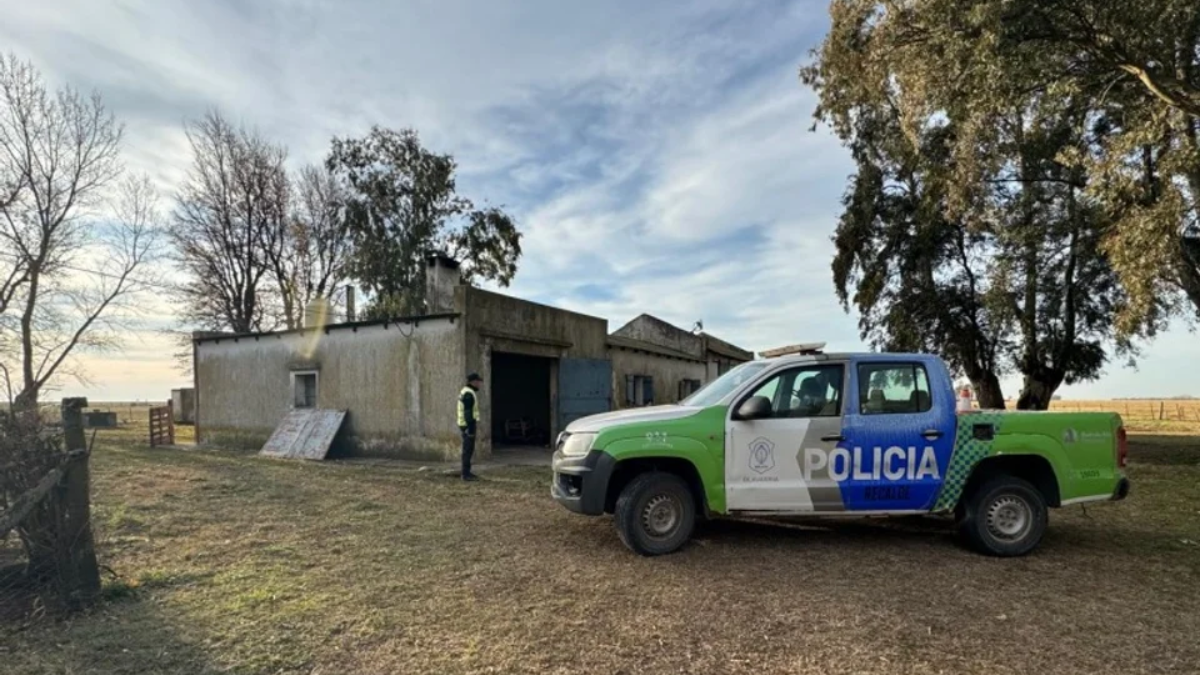 La policía preservó inmediatamente el lugar del hecho y convocó a Policía Científica y a la UFI N° 7.