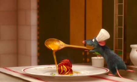 Video viral: una tiktoker se anima a recrear las famosas recetas de Disney. Video viral: una tiktoker se anima a recrear las famosas recetas de Disney.