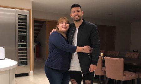 La madre de Sergio Kun Agüero dedicó una carta a su hijo luego de la arritmia cardíaca que sufrió en el último partido del Barcelona. La madre de Sergio Kun Agüero dedicó una carta a su hijo luego de la arritmia cardíaca que sufrió en el último partido del Barcelona.