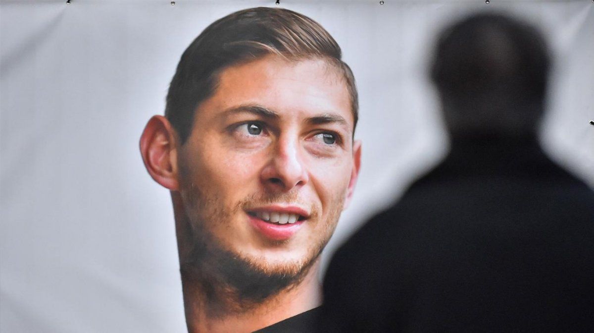 Encontraron un cuerpo en el avión en el que viajaba Emiliano Sala