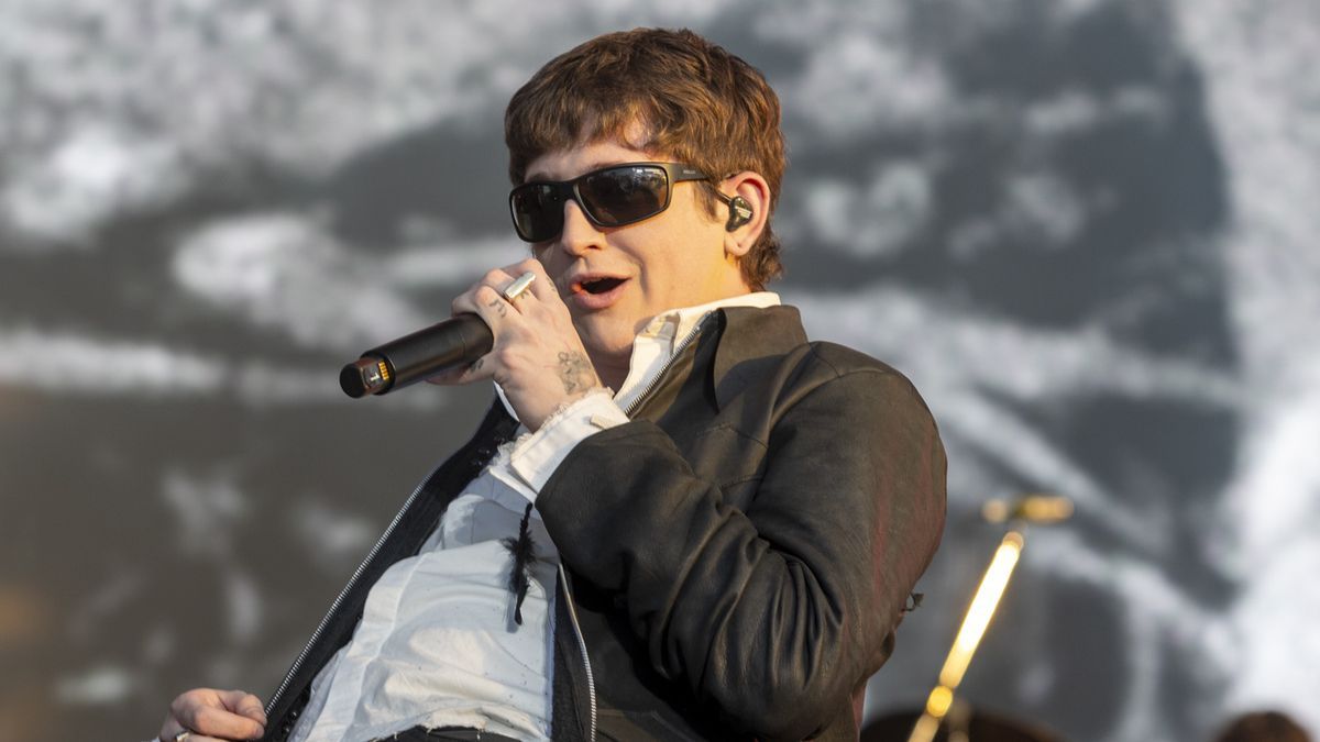 Dillom anunció el cambio de fecha de su show en el estadio de Vélez Sarsfield.