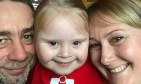 Hablan los padres de la niña de 7 años con Síndrome de Down que logró ser modelo profesional