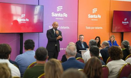 Gustavo Puccini, ministro de Desarrollo Productivo de Santa Fe, destacó que ya son 120 las empresas del sector que trabajan en la transición energética.