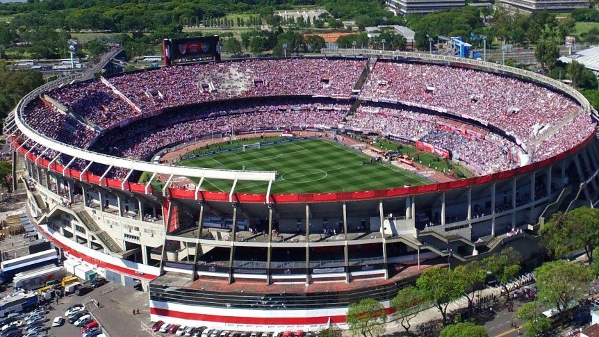 La AFA reconocerá a trabajadores esenciales en el partido entre Argentina y Bolivia