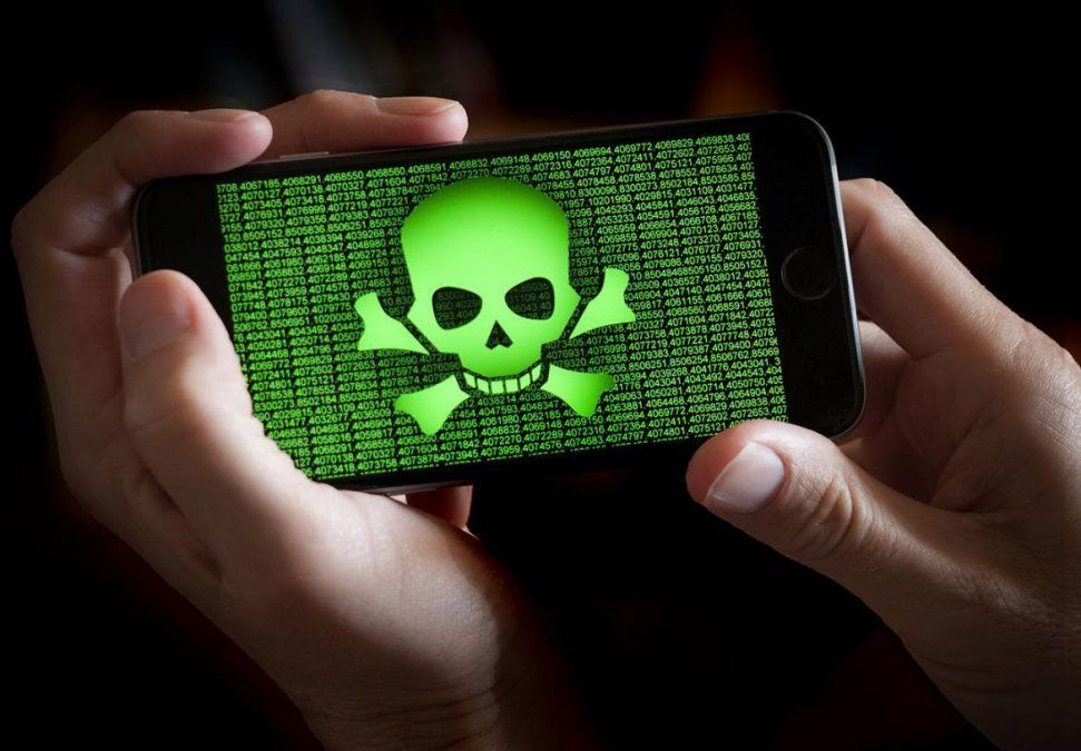 Alertan por un virus para celulares que no puede ser borrado y ya infectó 45.000 dispositivos
