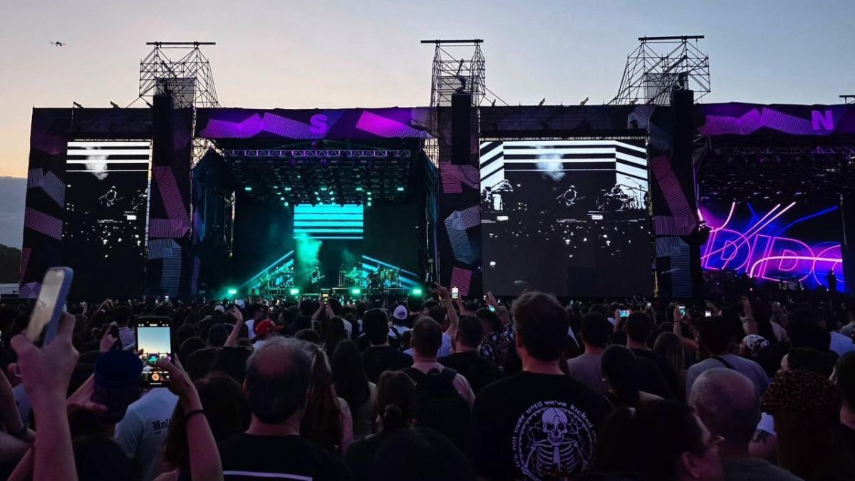 En Rosario, el Festival Bandera reunió a más de 25.000 personas en el Hipódromo. En Rosario, el Festival Bandera reunió a más de 25.000 personas en el Hipódromo.