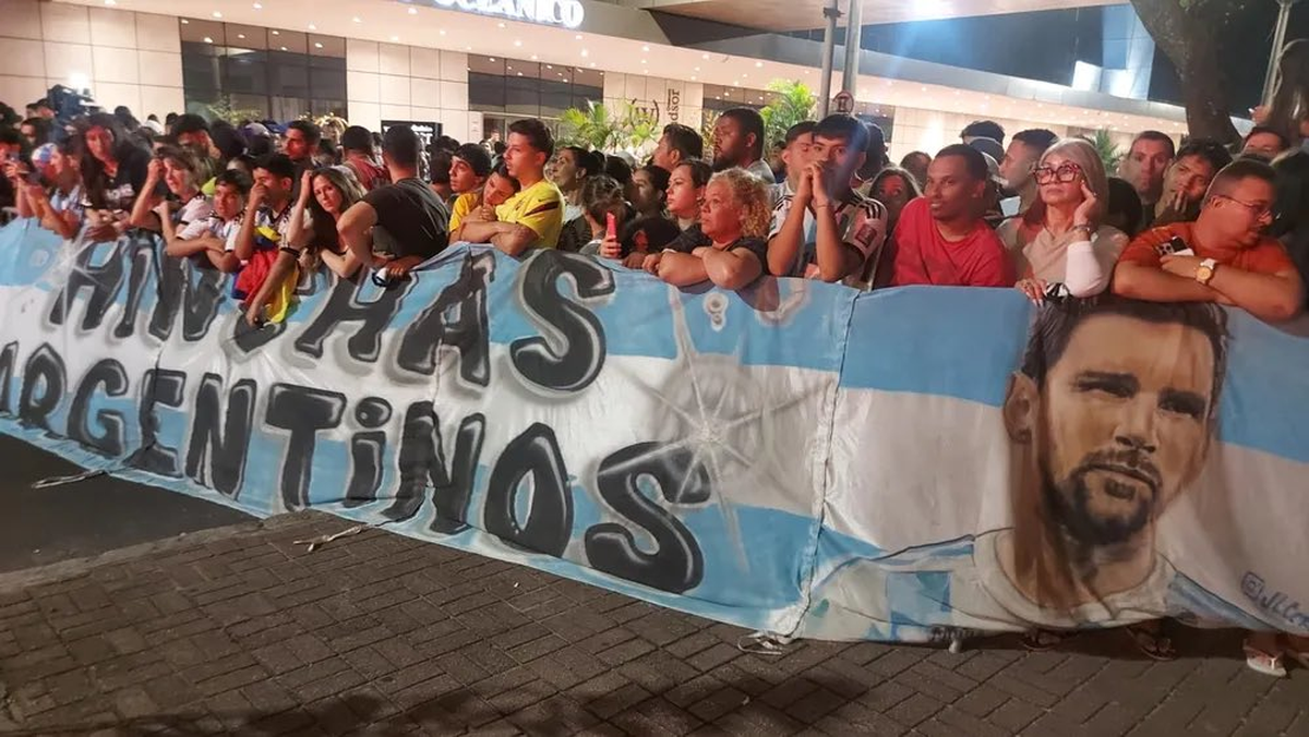 Los hinchas argentinos en Brasil. Los hinchas argentinos en Brasil.