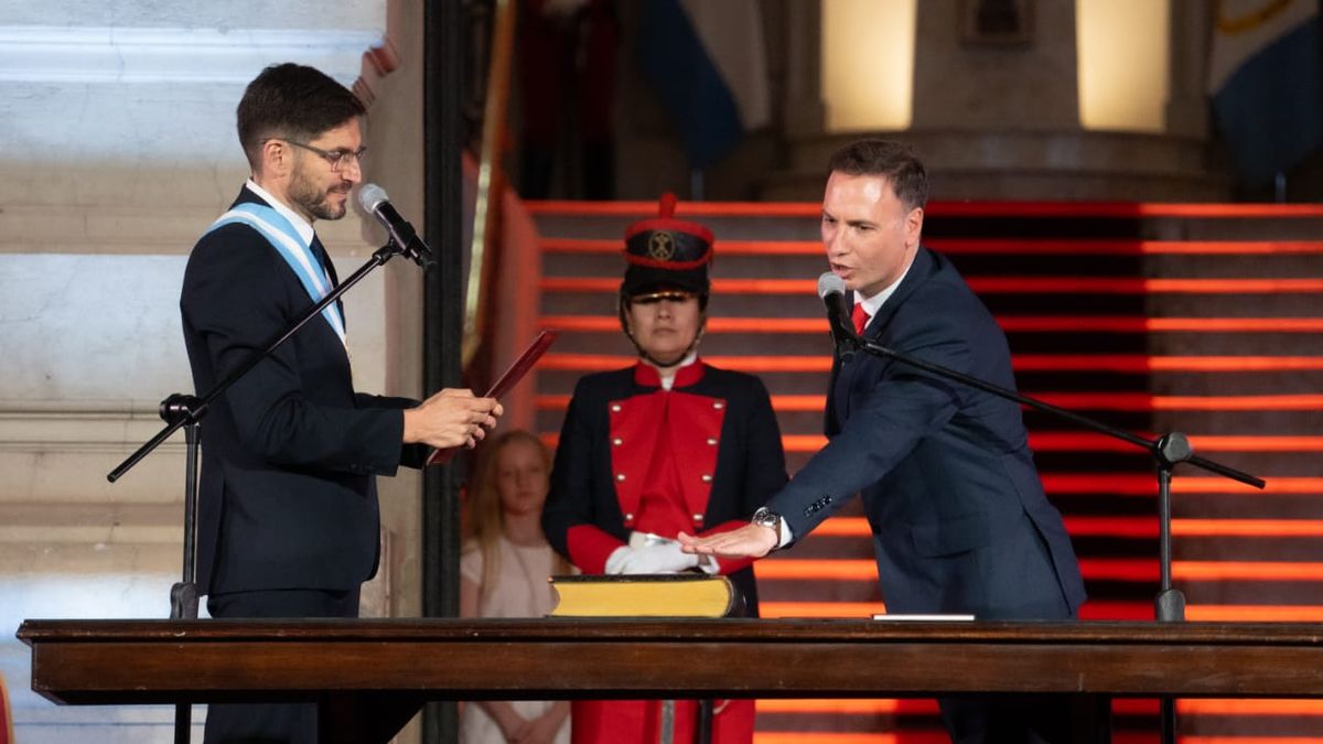 Lisandro Enrico, ministro de Obras Públicas de Santa Fe junto a Maximiliano Pullaro. Lisandro Enrico, ministro de Obras Públicas de Santa Fe junto a Maximiliano Pullaro.